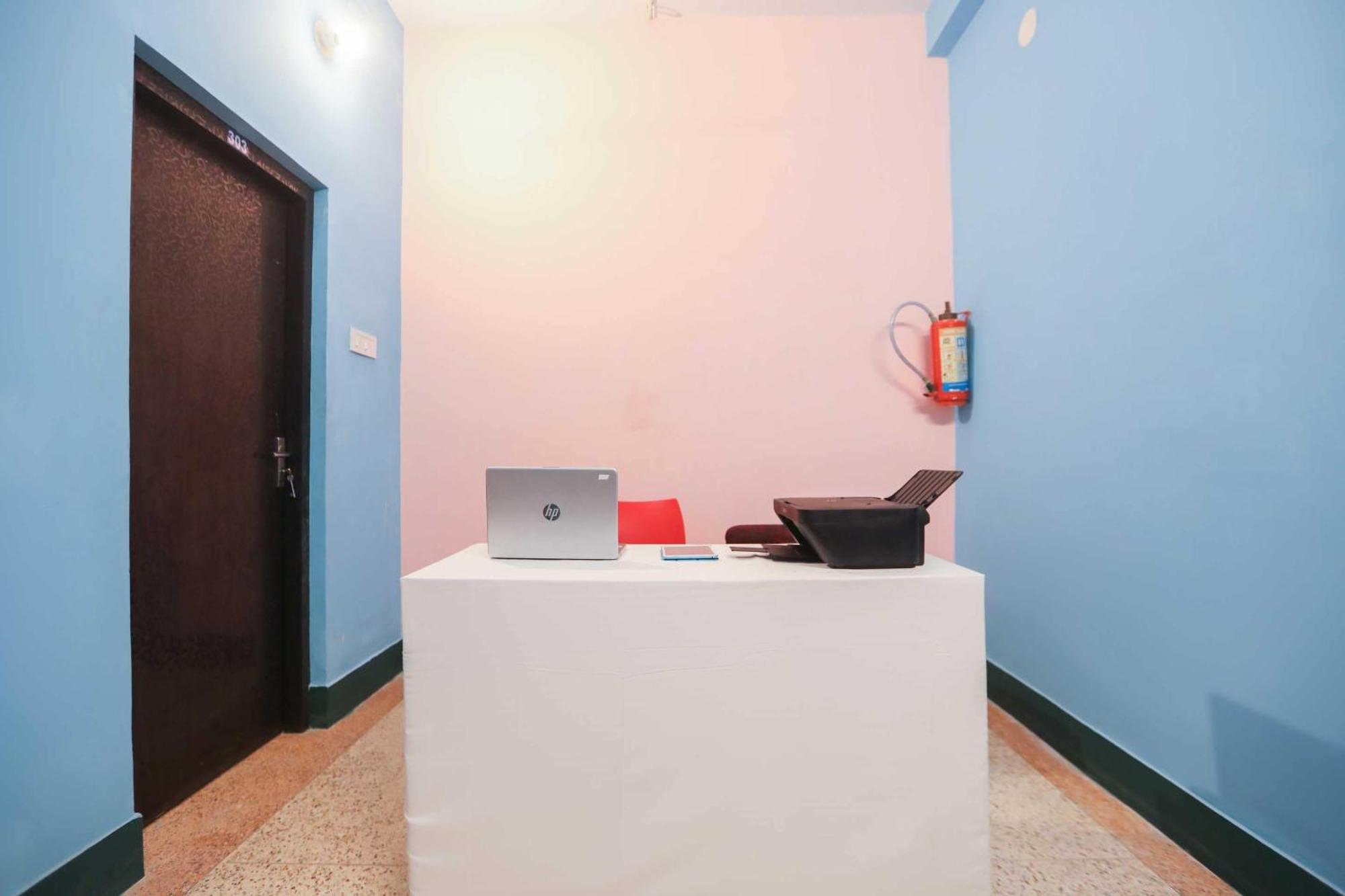 כלכותה Hotel O Pg Guest House מראה חיצוני תמונה
